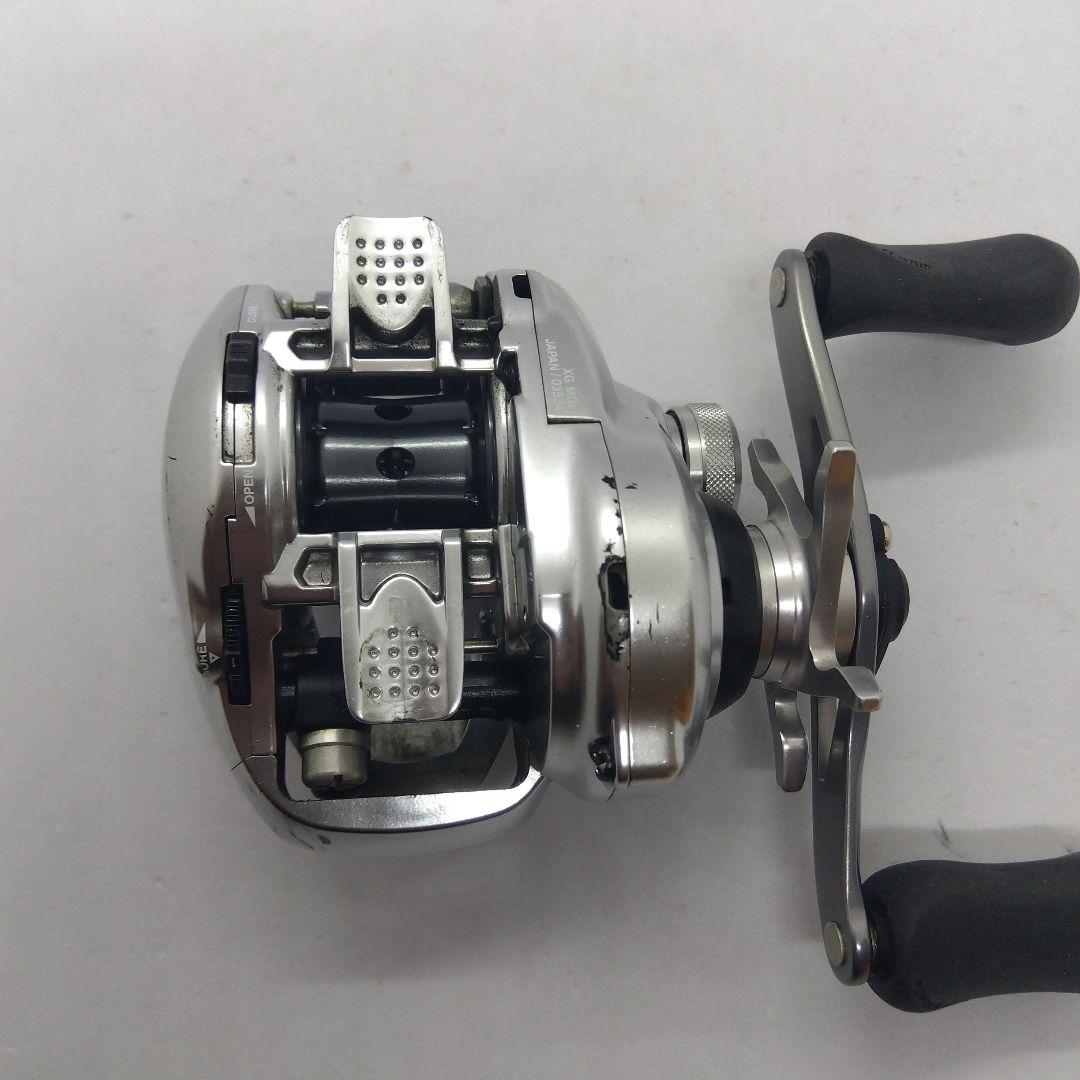 シマノ 16メタニウムMGL XG 右ハンドル ベイトリール 中古品