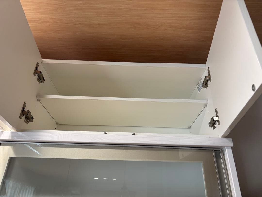 ニトリ　リガーレ　ホワイトキャビネット 食器棚・キッチンカウンター　上置き棚付き