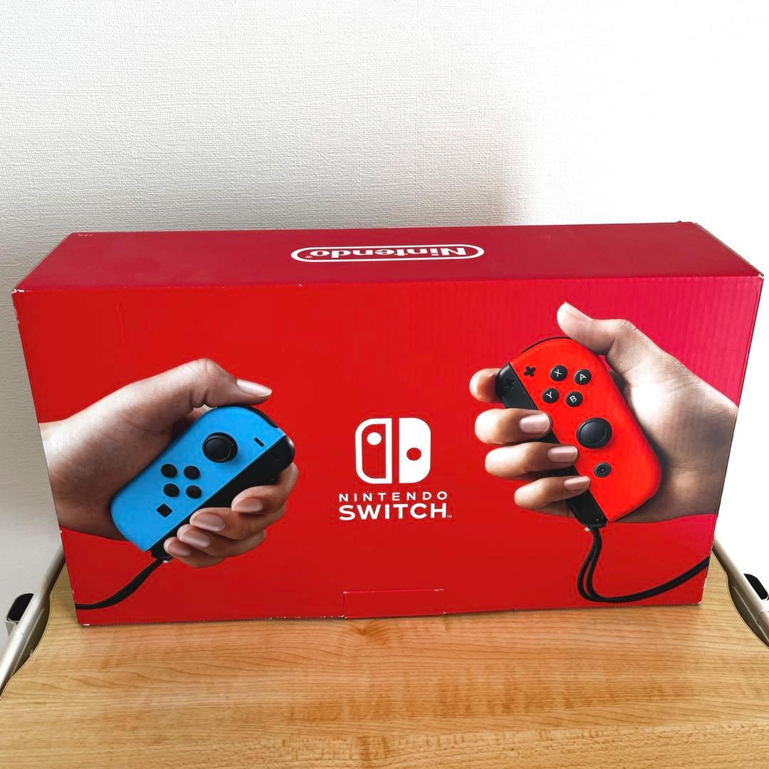 Nintendo Switch バッテリー強化版　純正ケース付き