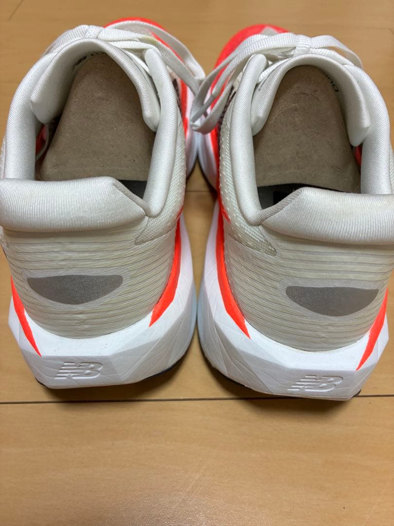 スパイク・シューズ New Balance / FuelCell Rebel v5