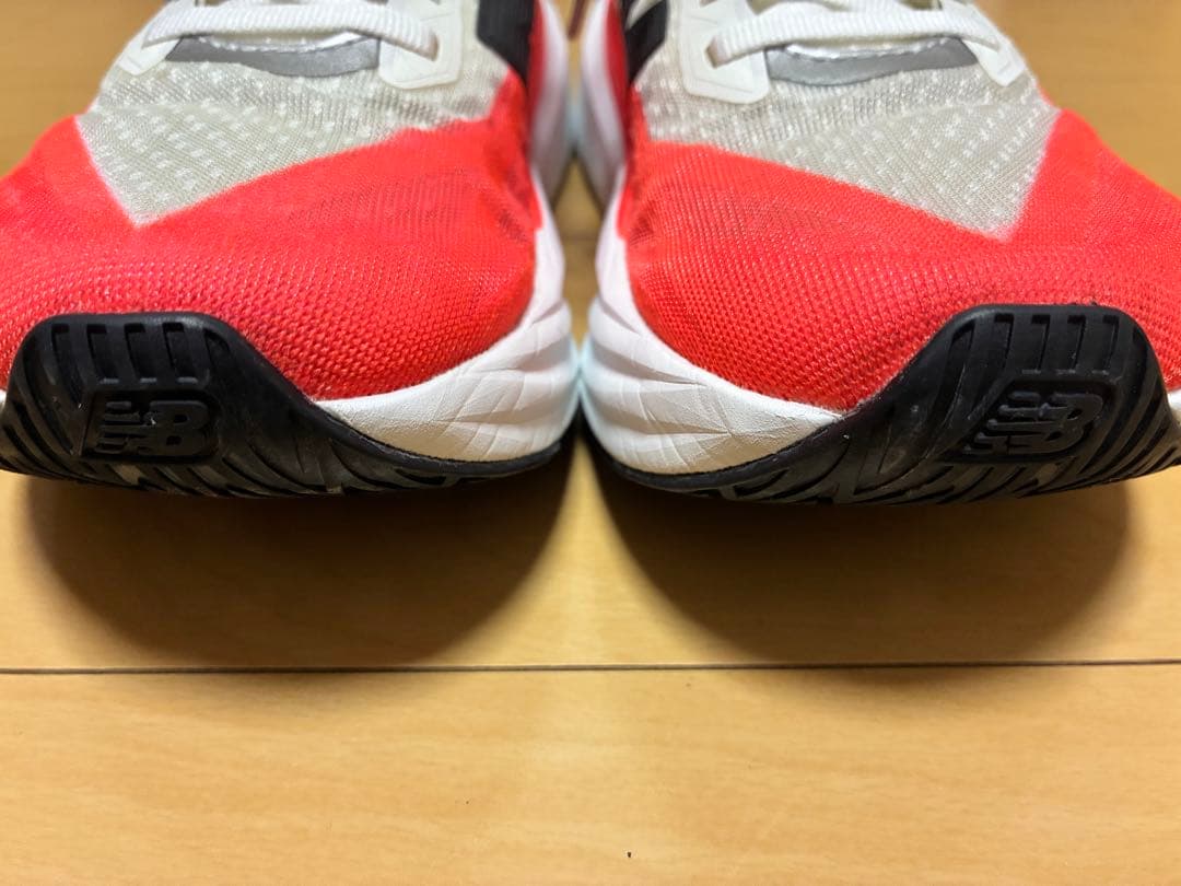 スパイク・シューズ New Balance / FuelCell Rebel v5