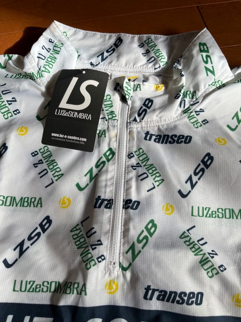 お値下げ‼︎新品未使用ルソンブラLUZeSOMBRAハーフジップパーカーLサイズ