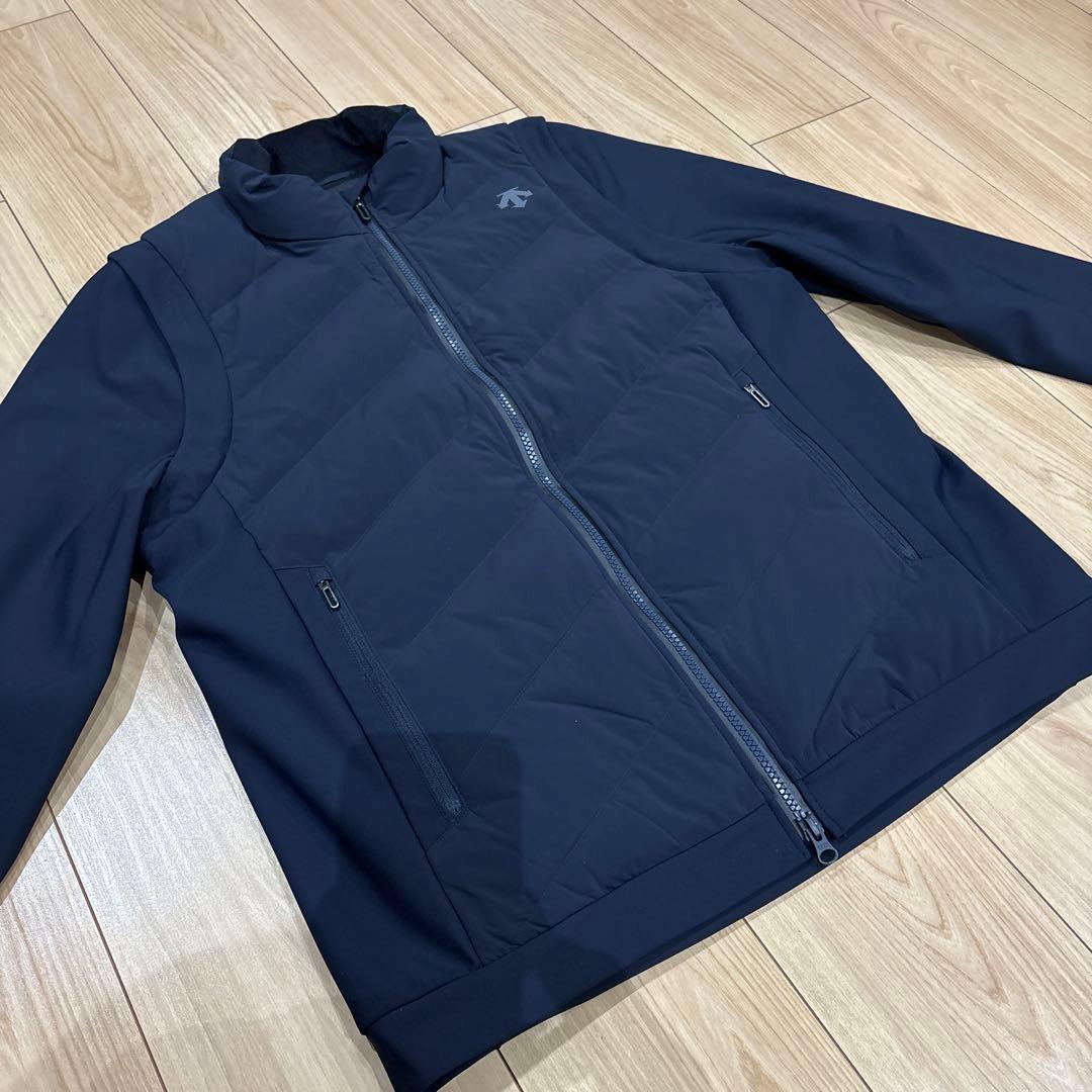 新作美品　デサントゴルフ　ディタッチャブル2WAY中綿ジャケット　アウター　濃紺