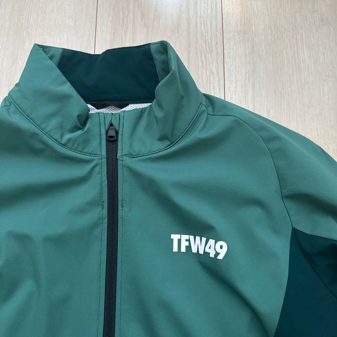 TFW49 防水・防風軽量ジャケット