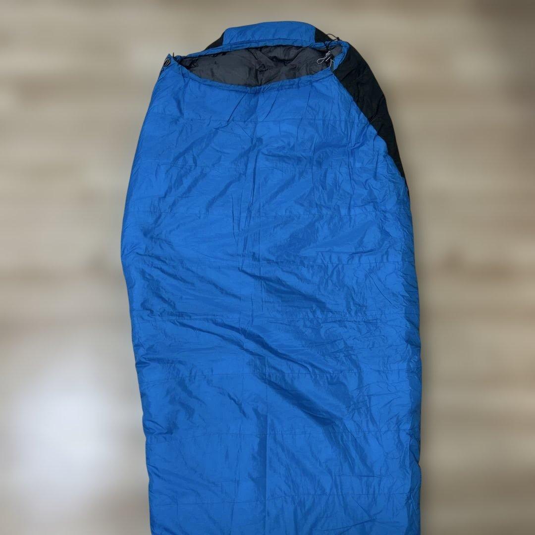 ISUKA Alpha Light 700 X 寝袋