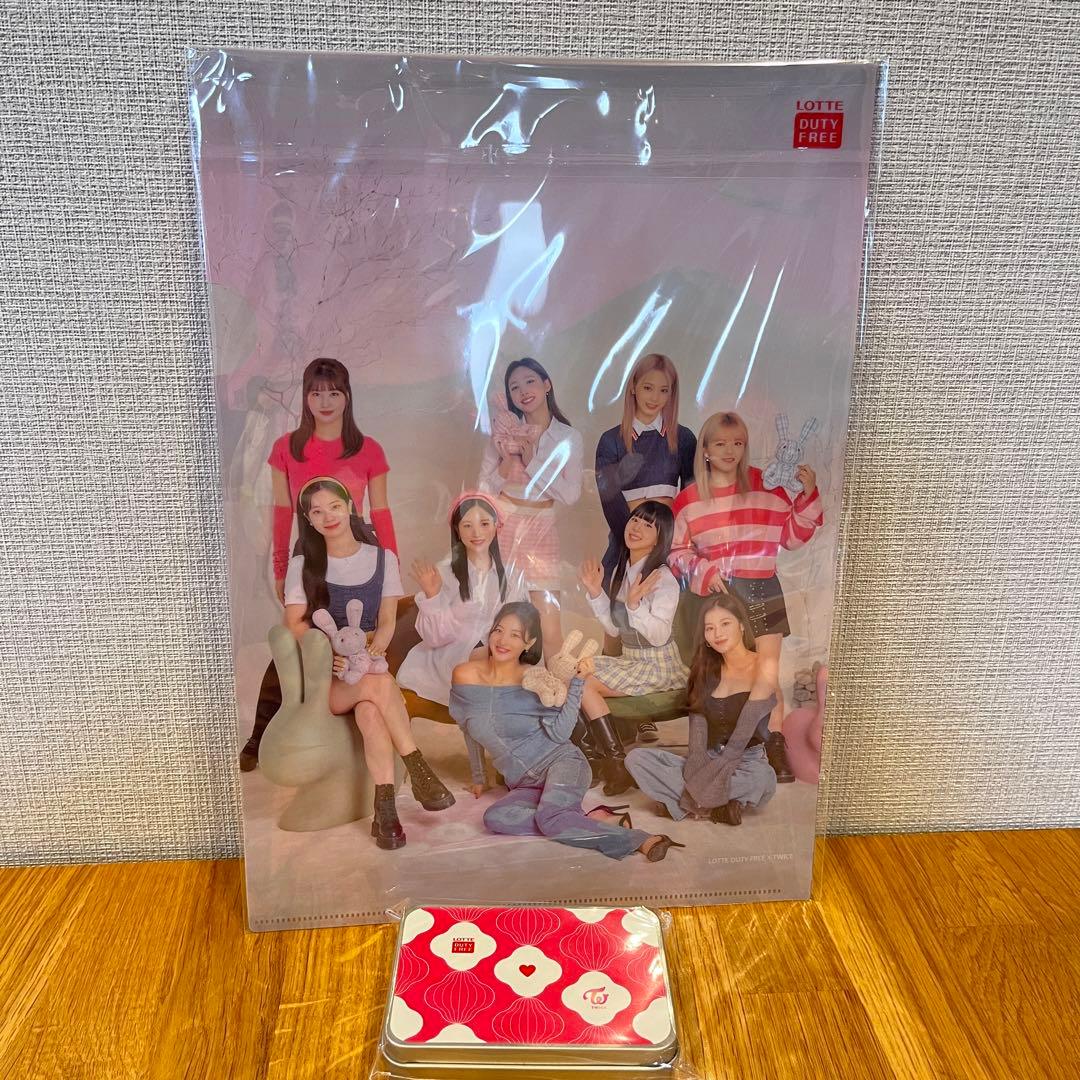 TWICE ロッテ免税店 銀座店限定 トレカ クリアファイル