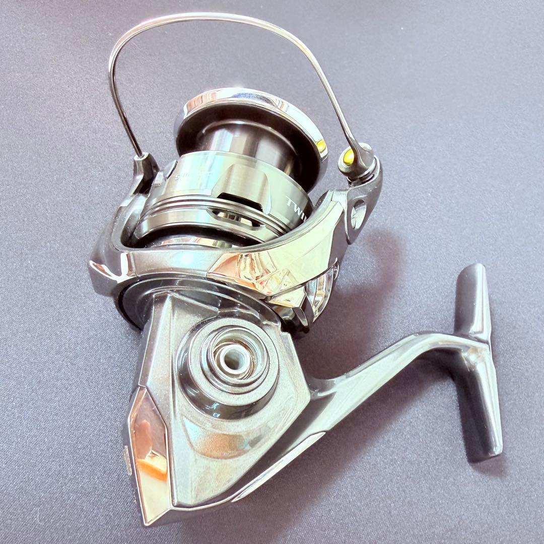 シマノ　24ツインパワー C3000XG リール　釣り　夢屋のハンドルノブ付き