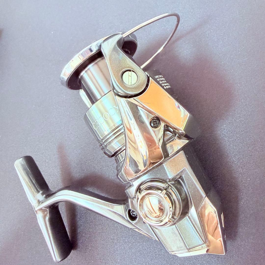 シマノ　24ツインパワー C3000XG リール　釣り　夢屋のハンドルノブ付き