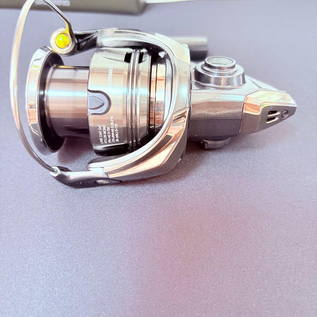 シマノ　24ツインパワー C3000XG リール　釣り　夢屋のハンドルノブ付き