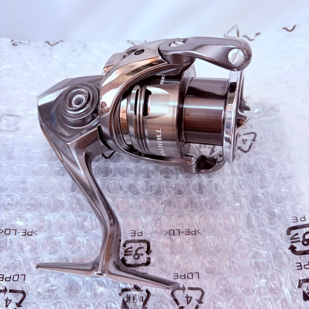 シマノ　24ツインパワー C3000XG リール　釣り　夢屋のハンドルノブ付き