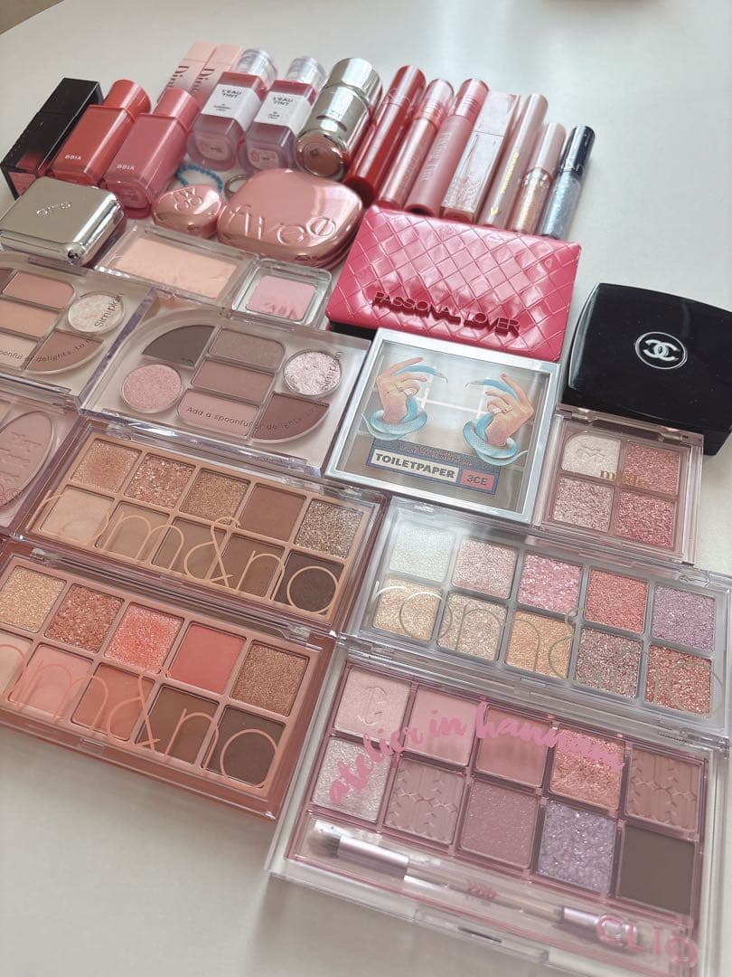 韓国コスメ大量セット 新品未使用ありCHANEL rom&nd CLIO 3ce