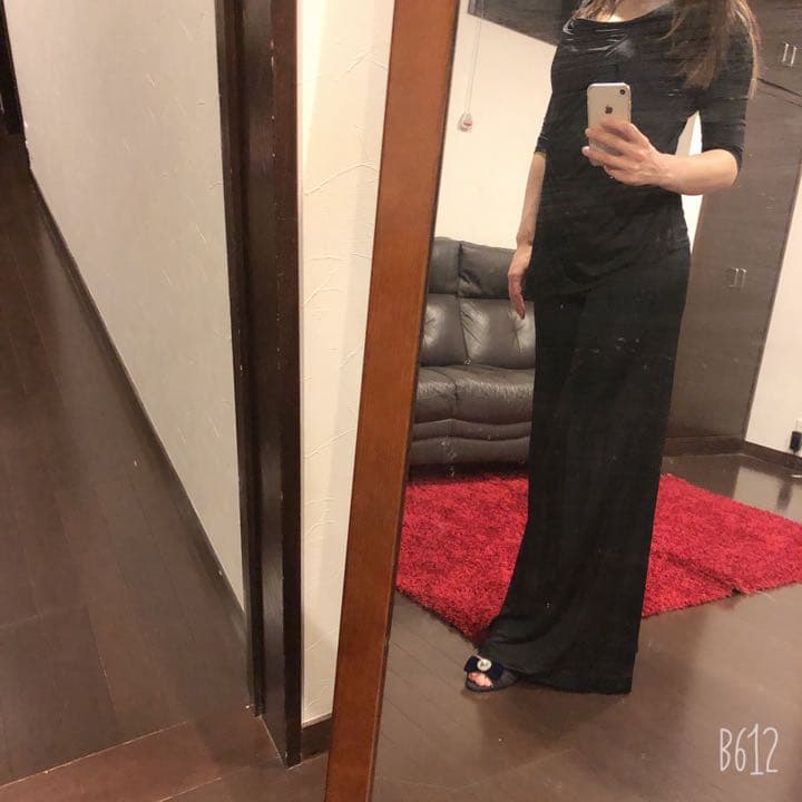 ダンス　パンツセットアップ　トップス