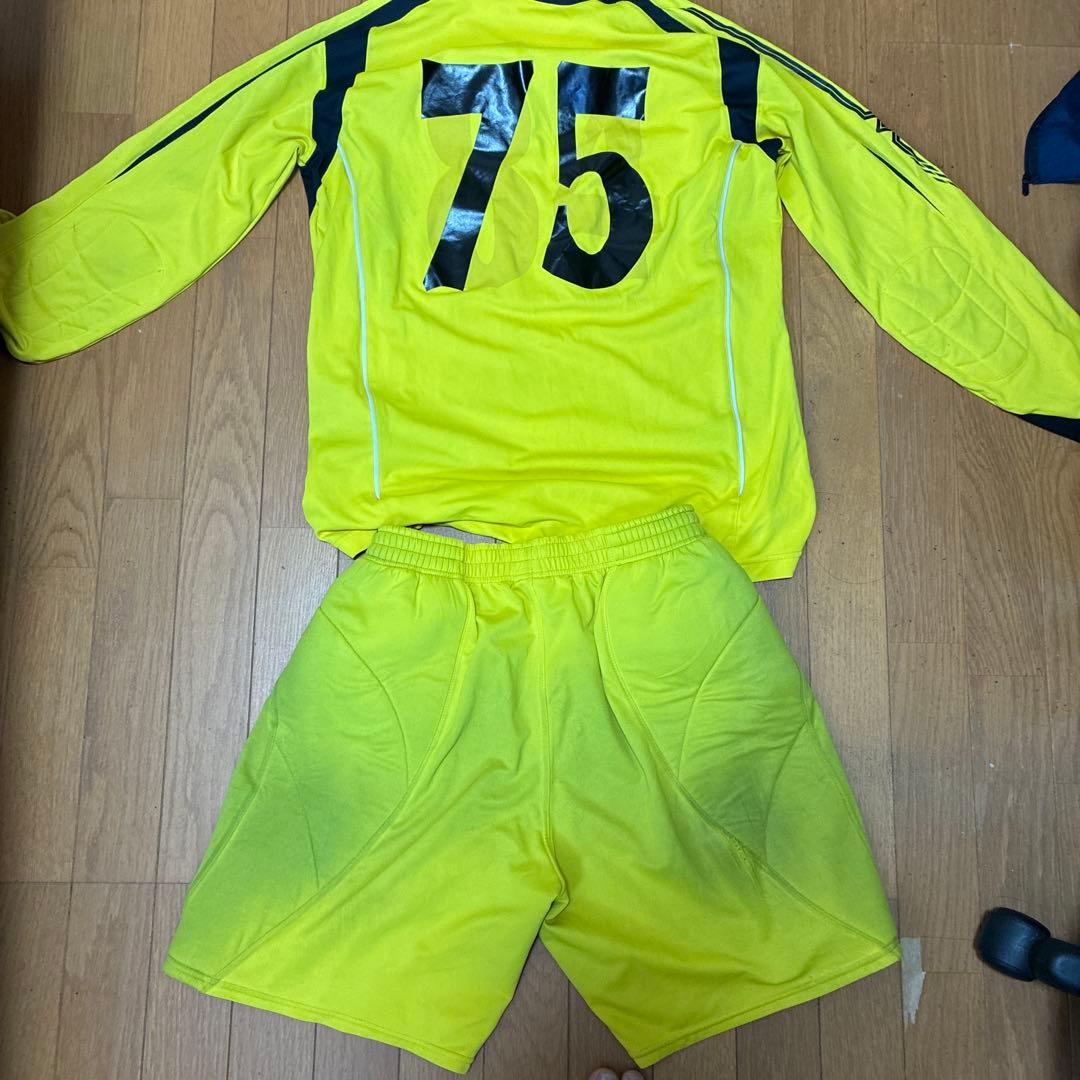 Mizuno サッカーウェアセット 75番 イエロー