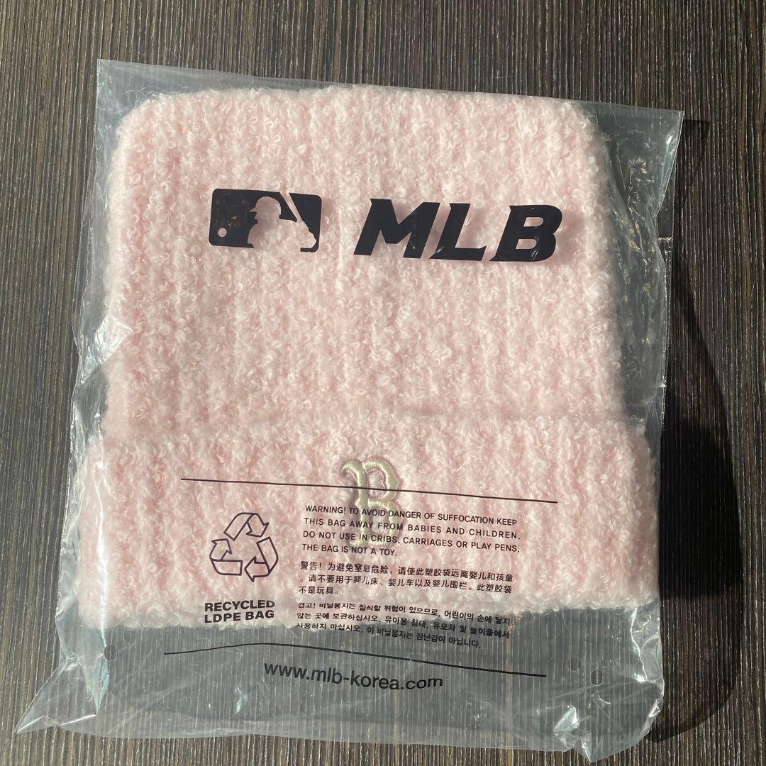 【新品未使用】MLB Korea猫耳ニット帽、ピンク(カリナ着用)完売品