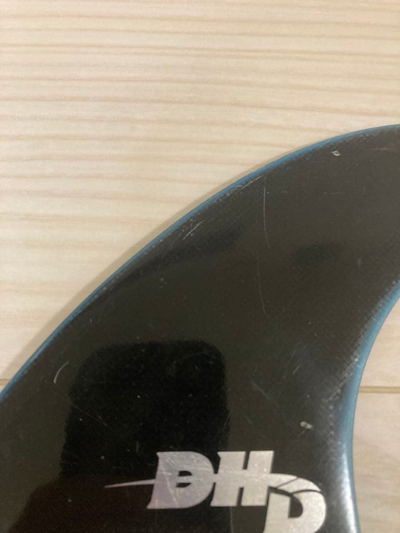 お値下げ中！FCS2 DHD ミディアム サーフボード　フィン