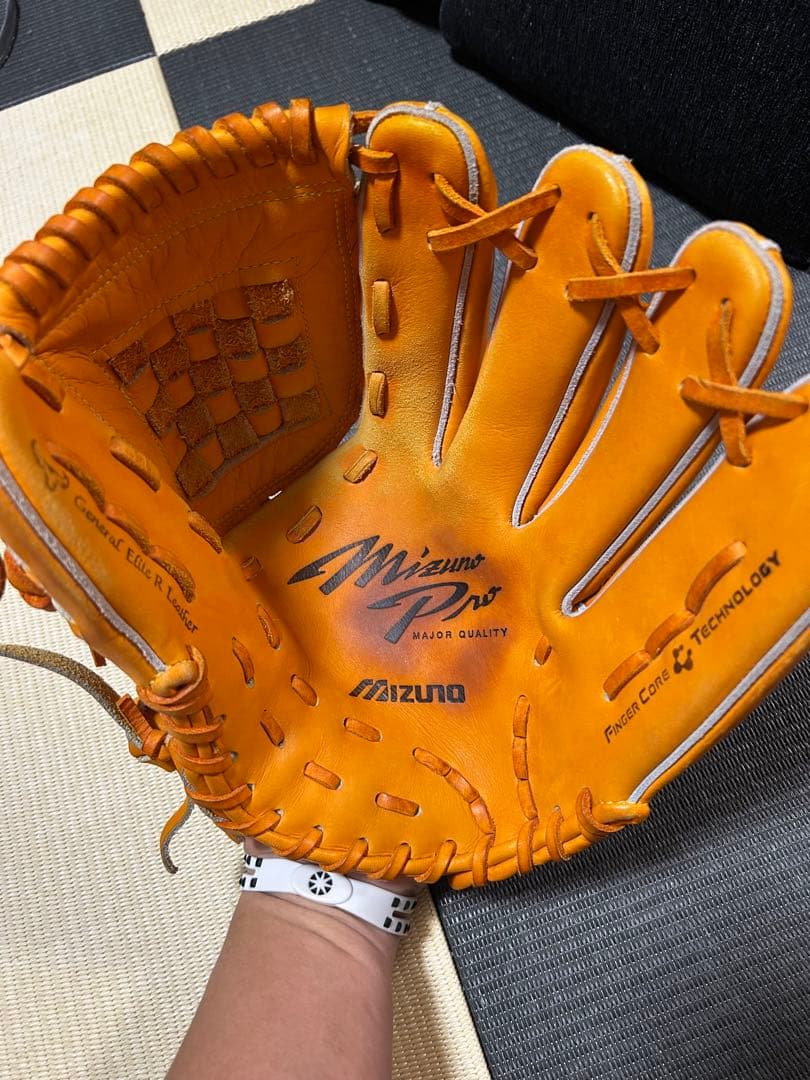 Mizuno Pro 軟式グローブ 投手用オレンジ