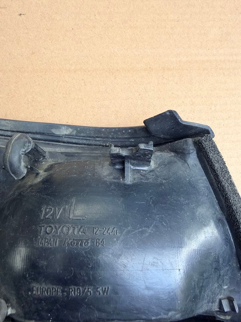 ae86レビン 左コーナーランプ