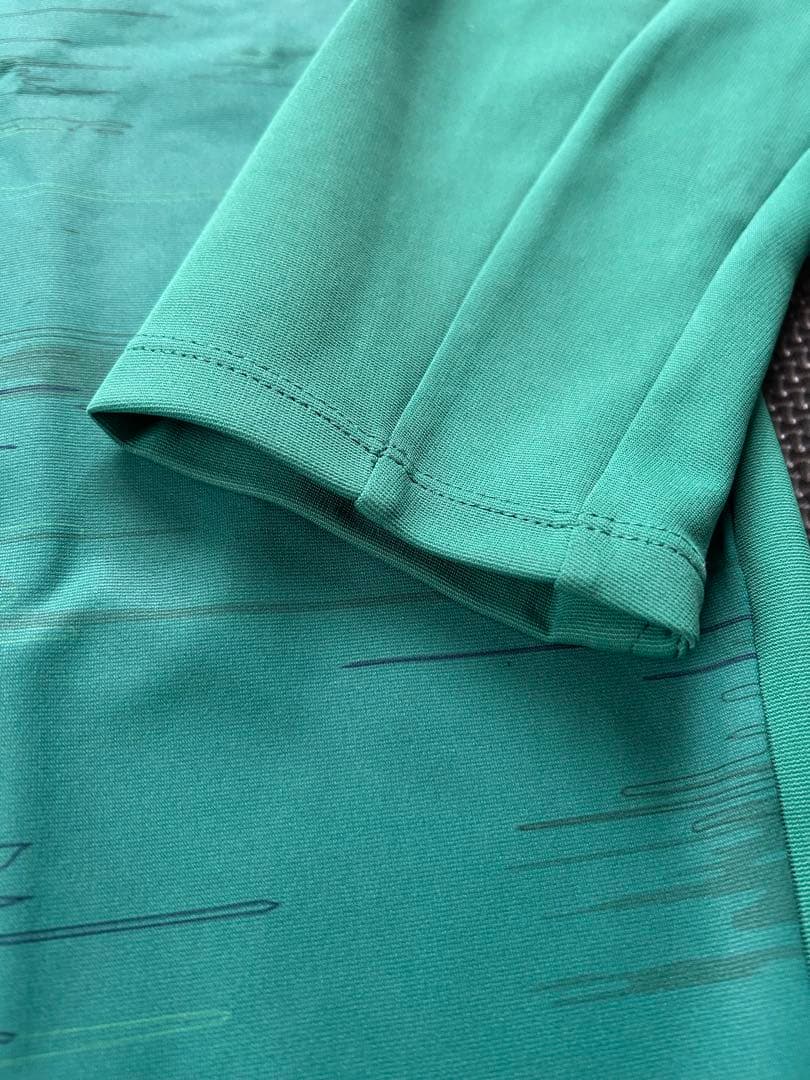 hummel グリーン ジャージ