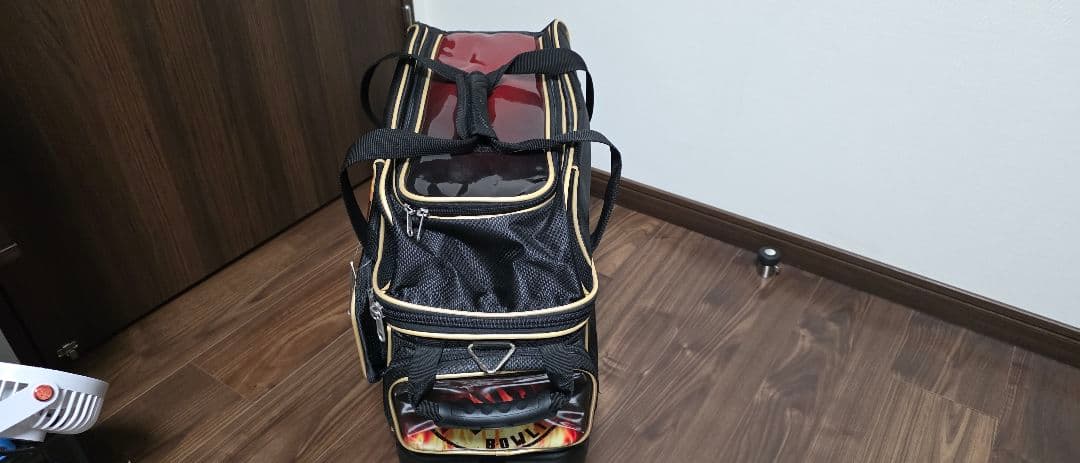 DV8 ボウリング用バッグ 2個用