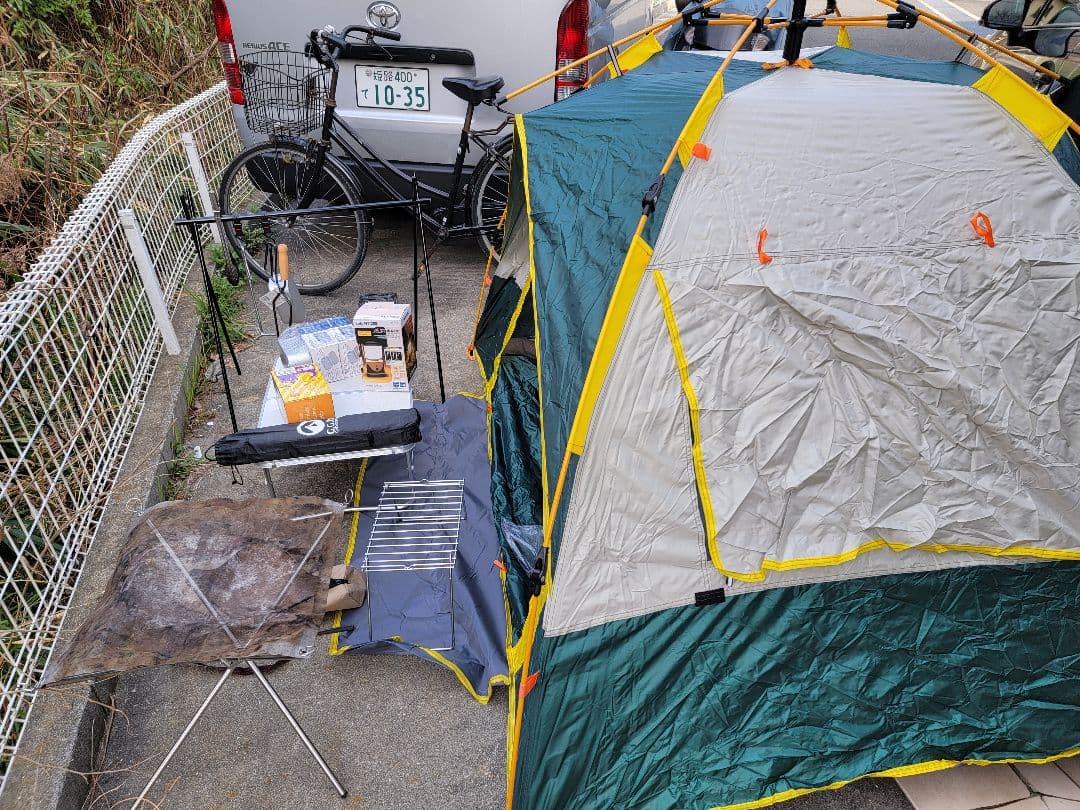 ソロキャンプセット　ソロドームテント　コールマンシェルフ　キャンプに