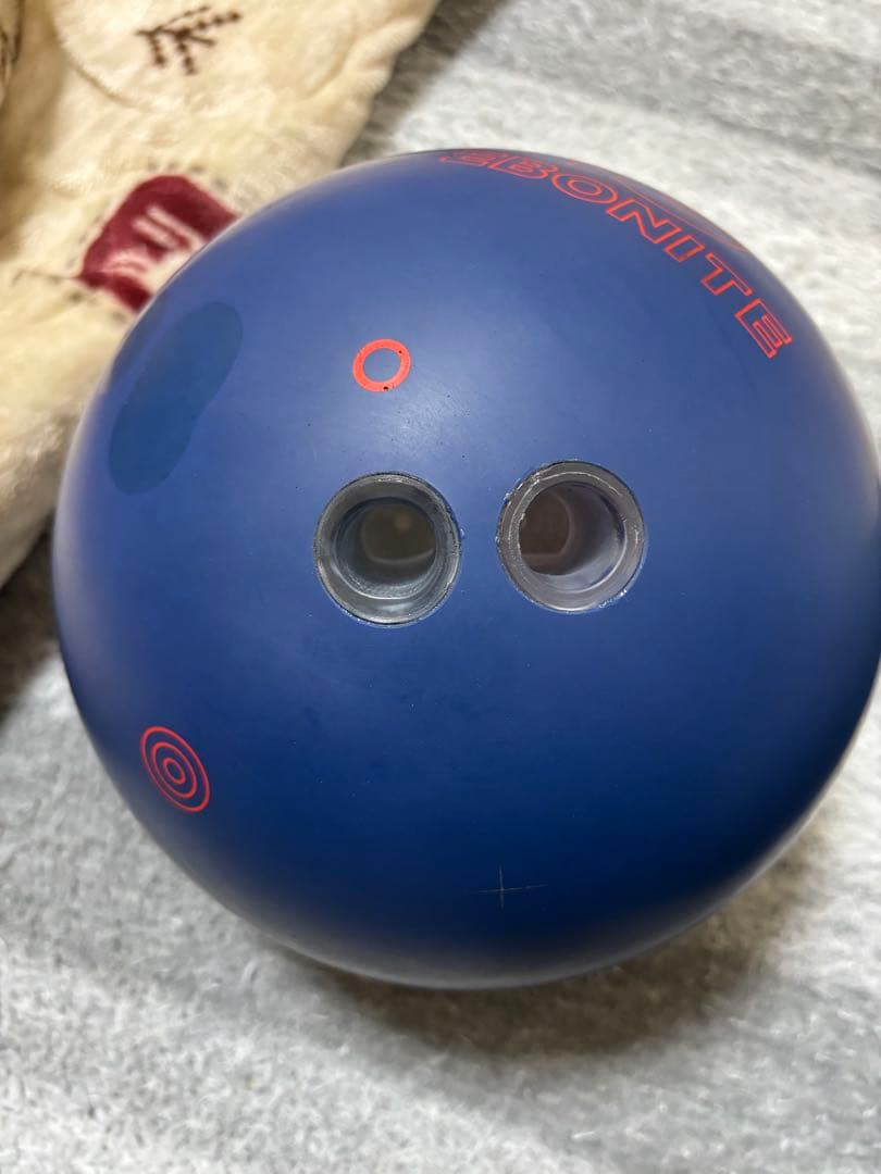 EBONITE THE ONE URETHANE 15ポンド