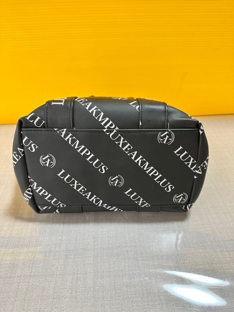 LUXEAKMPLUS(リュクスエイケイエムプラス)ゴルフカートバッグ