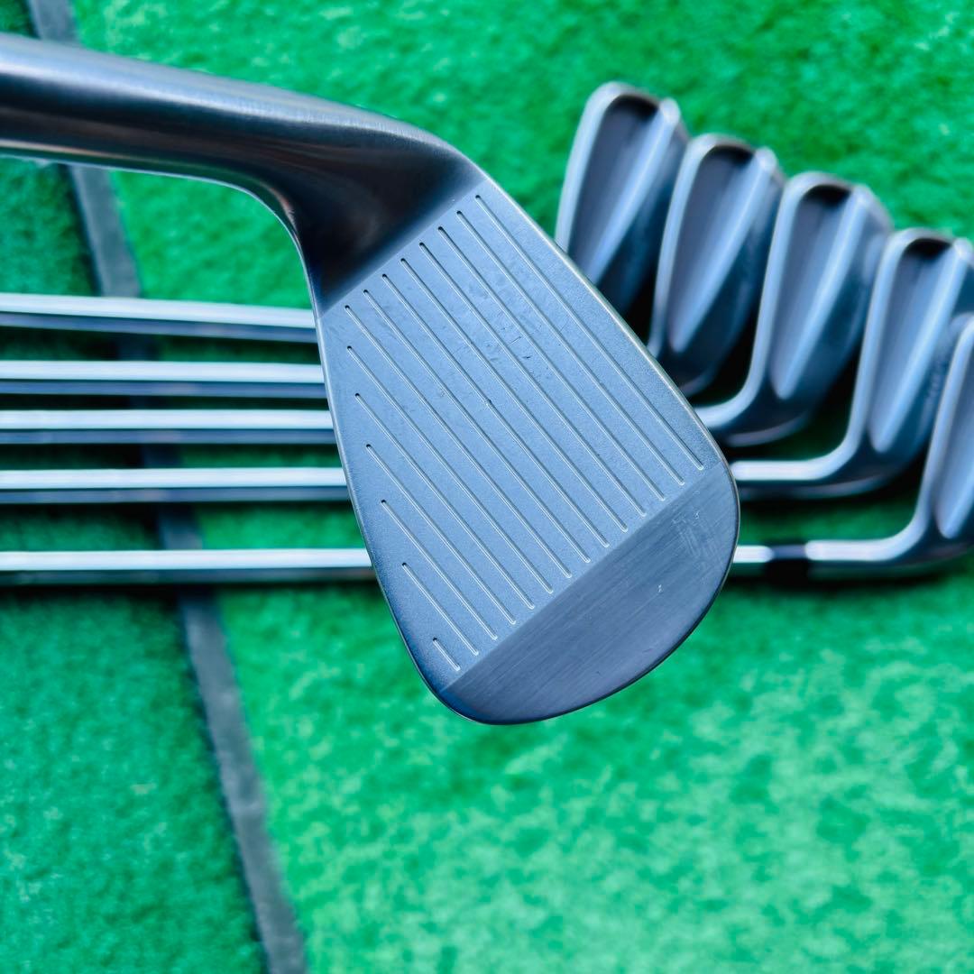 値下げ！タイトリスト　T100 2025| AMT WHITE |