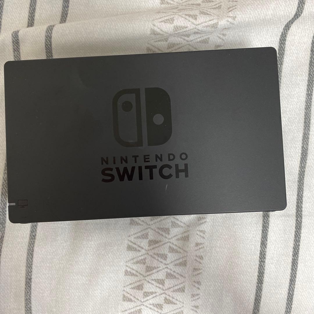 Nintendo Switch 動作確認済み+ソフト1本　中古