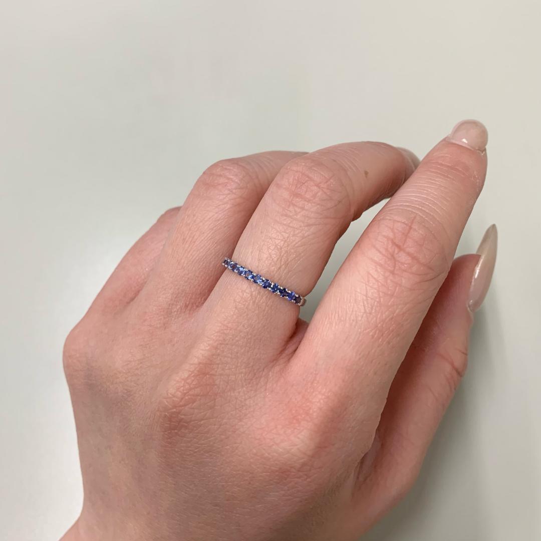 新品 サファイア ハーフエタニティ リング 0.36ct Pt950