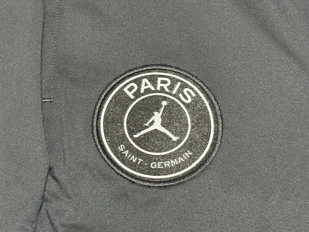 パリサンジェルマン公式ストア購入　VISITRWANDA入り　PSGトレーニング