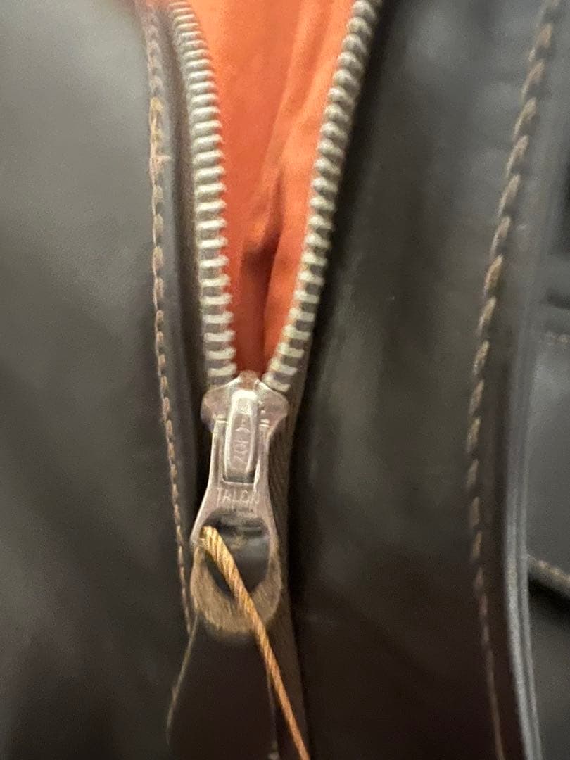 Ted Company A-2 レザー定価:104,500円・貴重な馬革