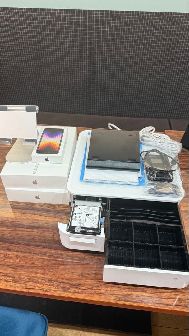 極美品 レジスタPOP10 IPAD2台iphone se1台 AirPAY付き