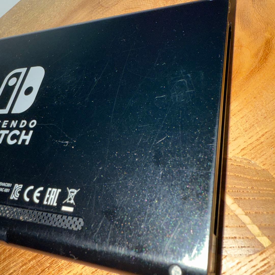 Nintendo switch 本体のみ　中古