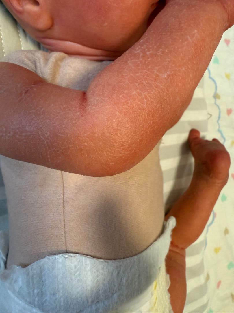 リボーンドール　カサカサベビー