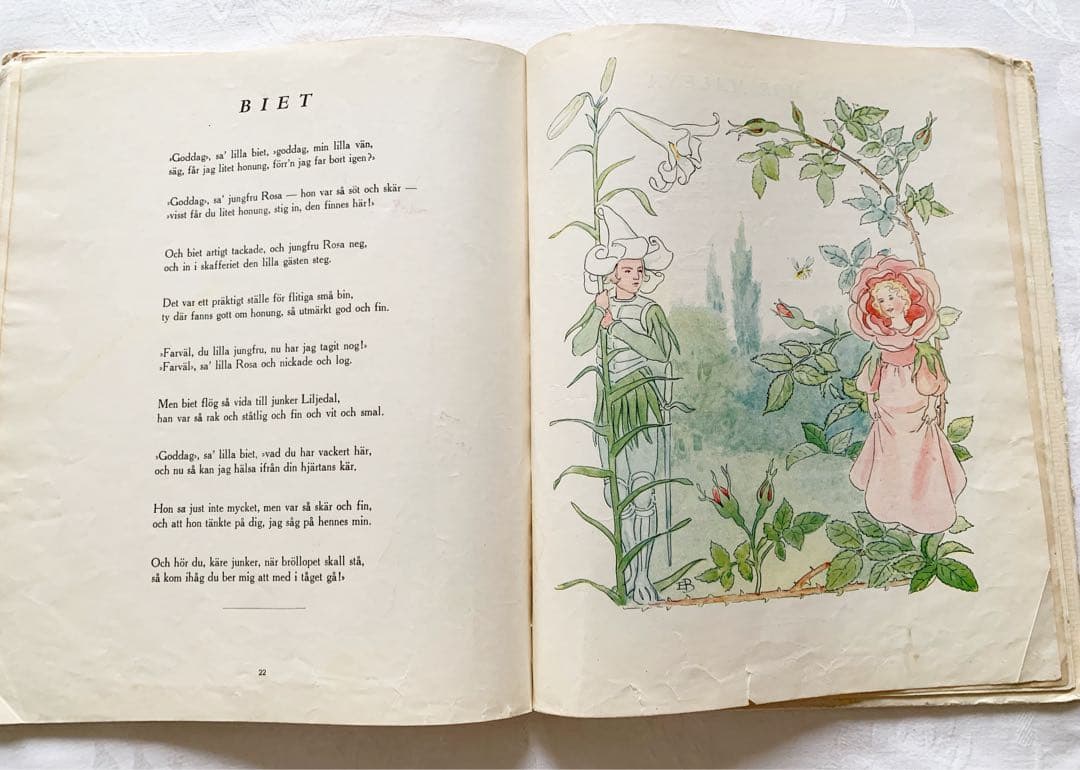 スウェーデンの古い絵本 エルサ・ベスコフの素敵な挿絵꙳⋆花の歌　ビンテージ洋書