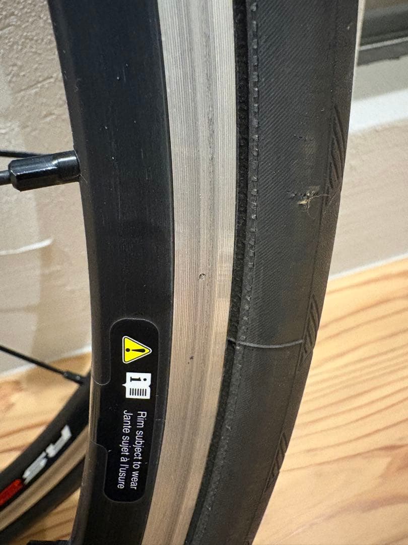 Shimano RS21 ロードバイク用ホイールセット タイヤ付き！