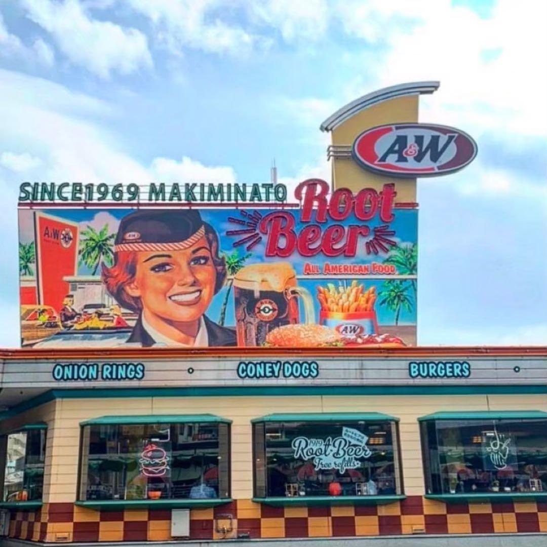 新品未開封 A＆W 横浜 DeNA ベイスターズ Tシャツ 限定 ホワイト M