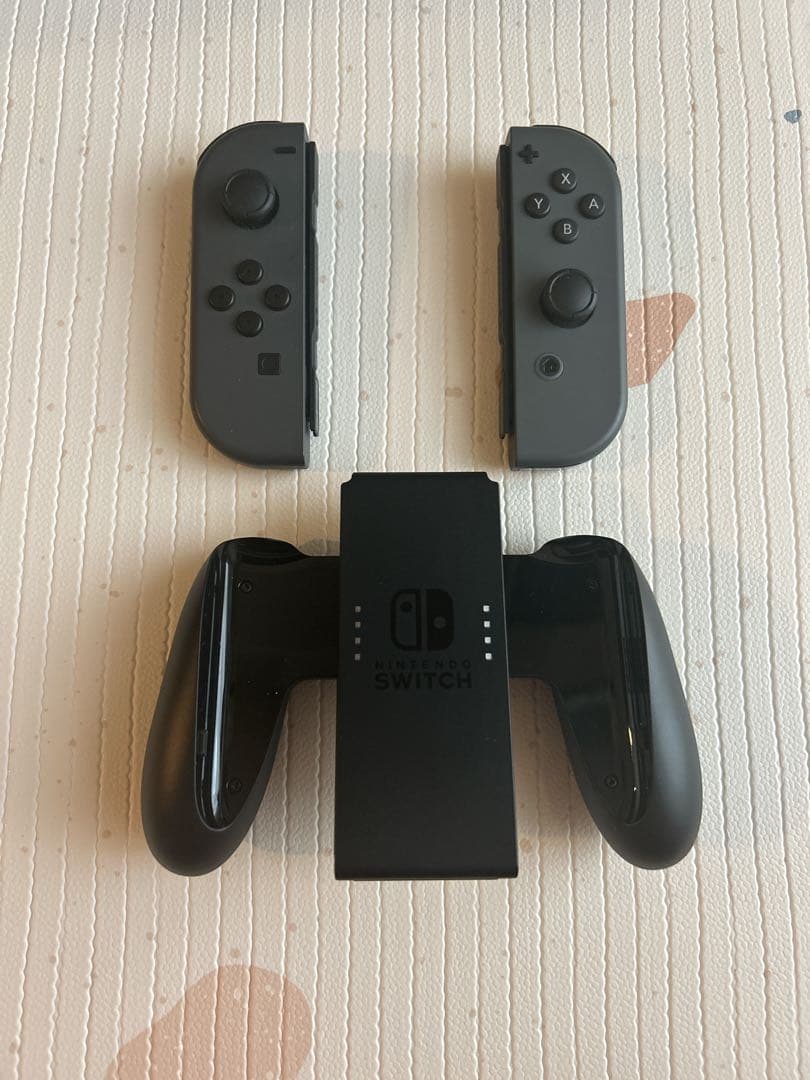 美品 Nintendo Switch 本体 グレー