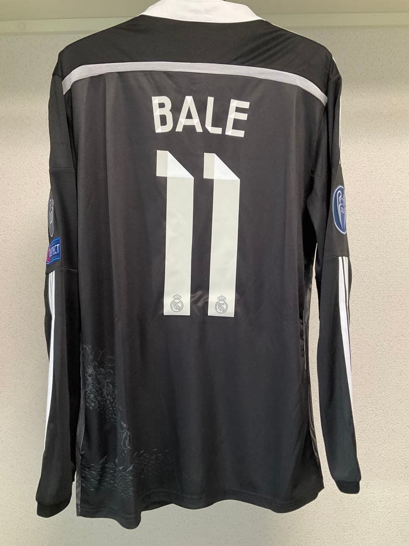 Real Madrid Bale 11 長袖シャツ 黒　Lサイズ