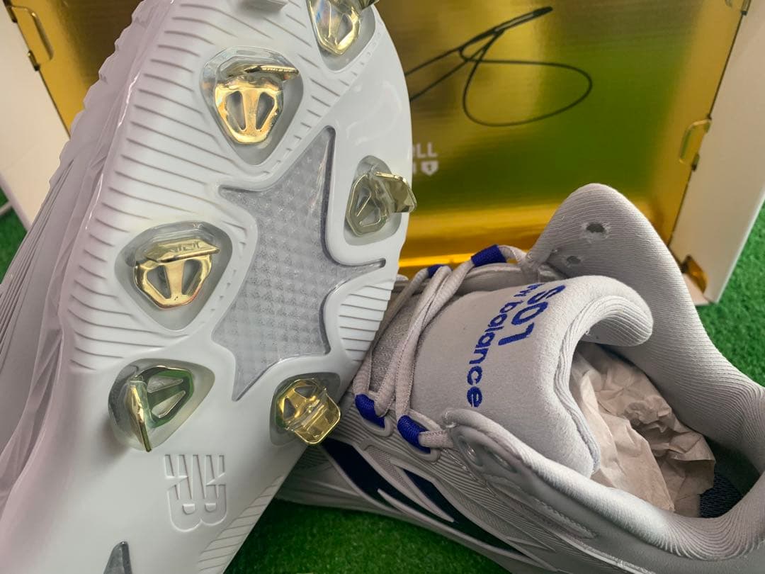 大谷翔平選手モデル　ニューバランス　　スパイク　MSHOTA1 26.5㎝