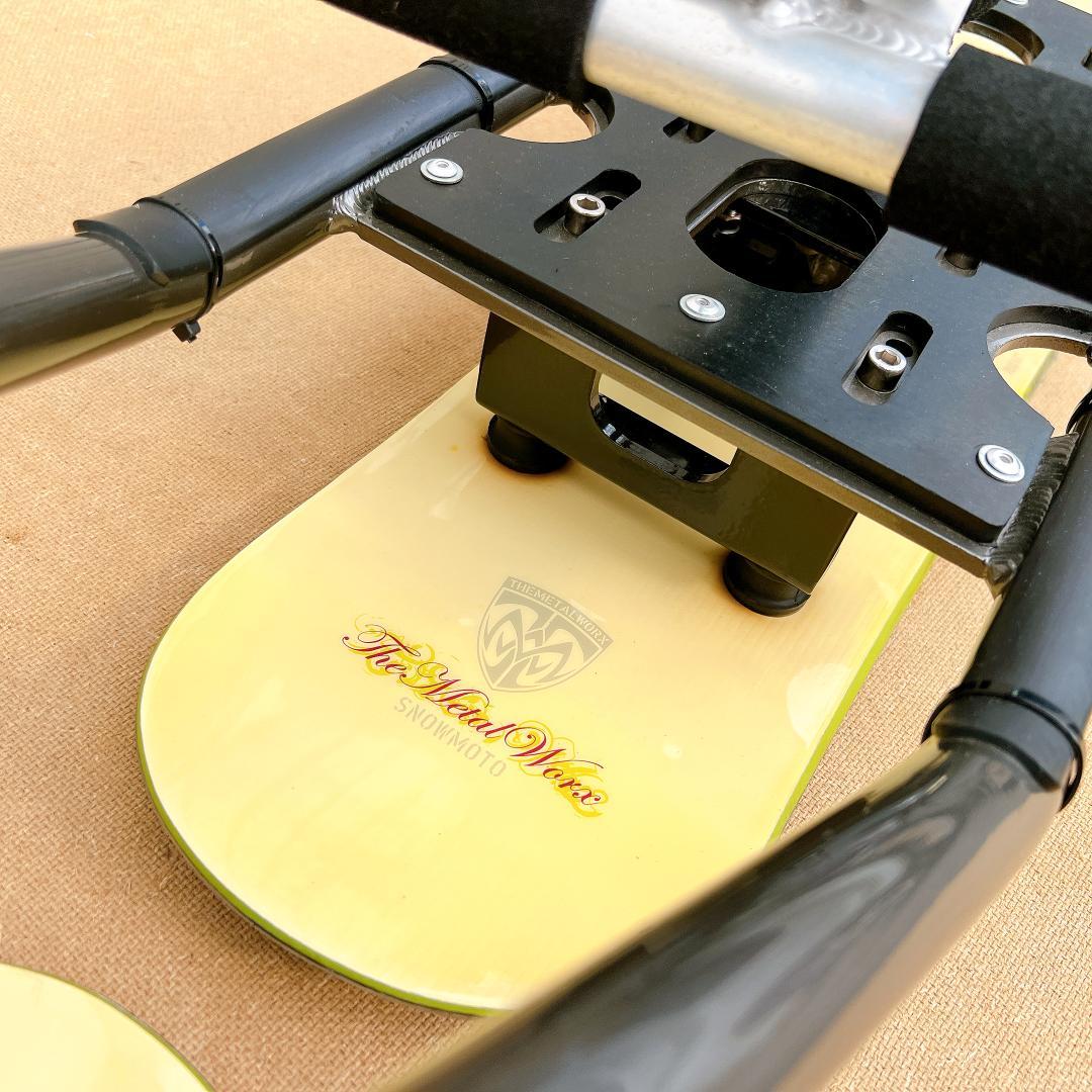 【送料込み✨良品】the lworx スノーモト