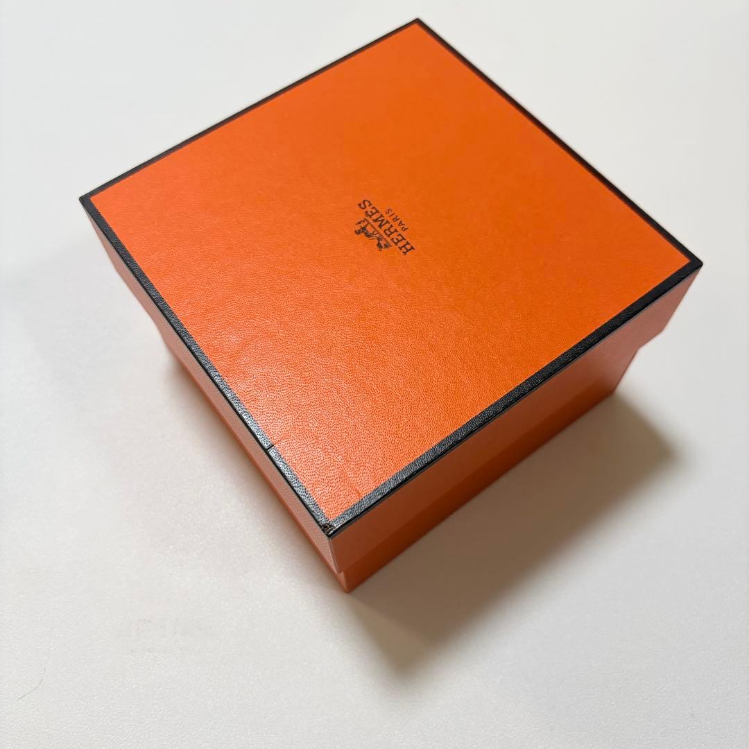 美品　エルメス　腕時計　ケース　空箱　現行品　B