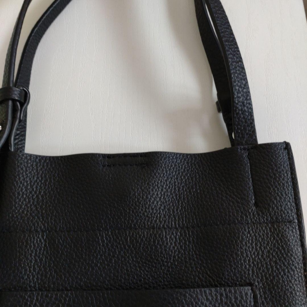 BEAURE ブラックバッグ