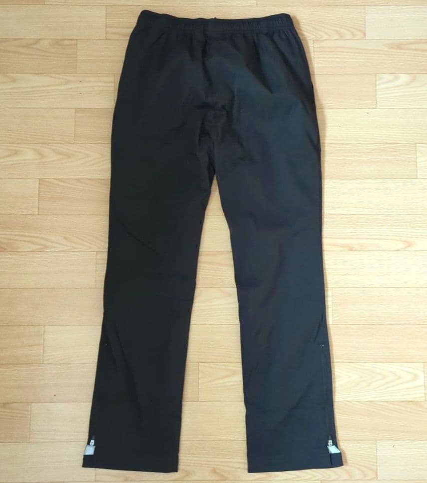 ⭐️期間限定価格　新品　YONEX　ウィメンズ　ウィンドウォーマーパンツ　黒