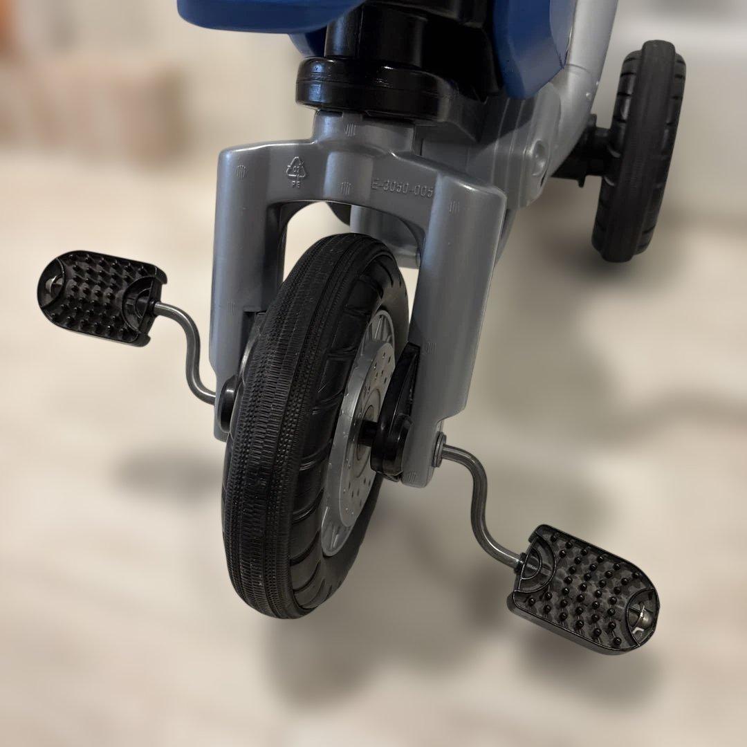 三輪車 廃盤品　生産終了品　レア　室内　レトロ