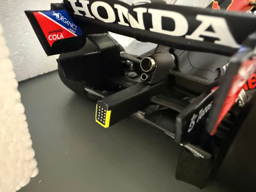 ミニカー Spark 1/18 Red Bull Racing Honda RB16B