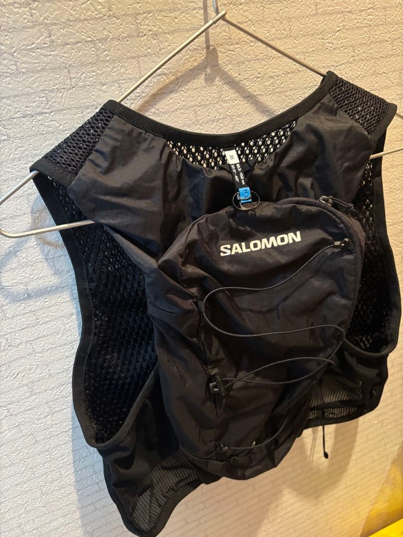 SALOMON ランニングベスト ブラック フリーサイズ