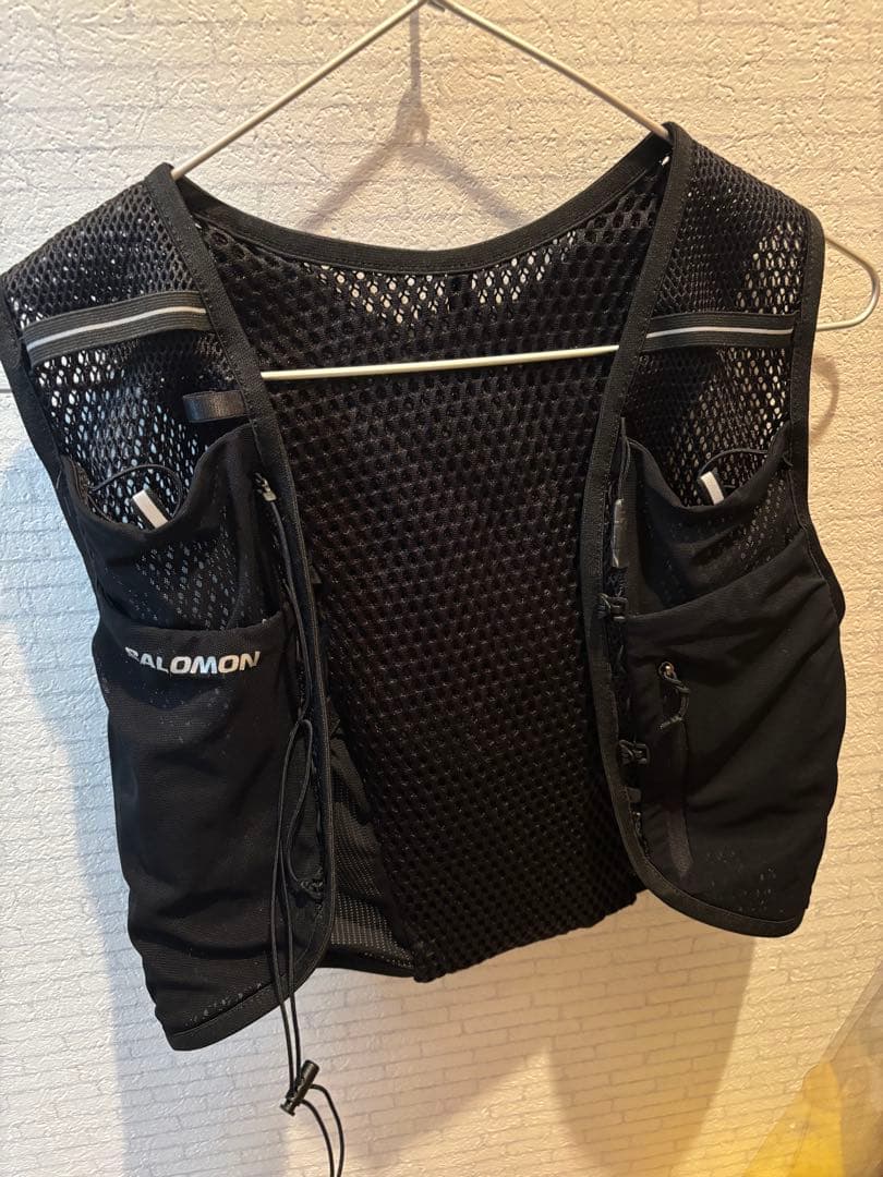 SALOMON ランニングベスト ブラック フリーサイズ