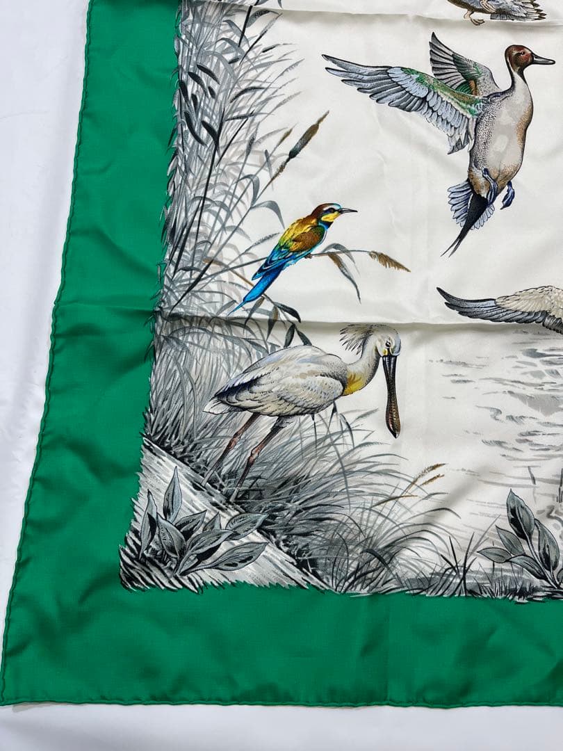a0105-3HERMES　エルメス　スカーフ　カレ90　野鳥　フラミンゴ　大判