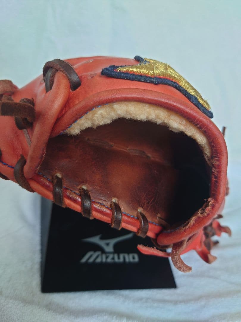 アトムズ　硬式内野手　グローブ